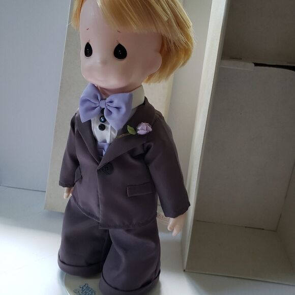 Precious Moments Doll - Picture 7 of 11